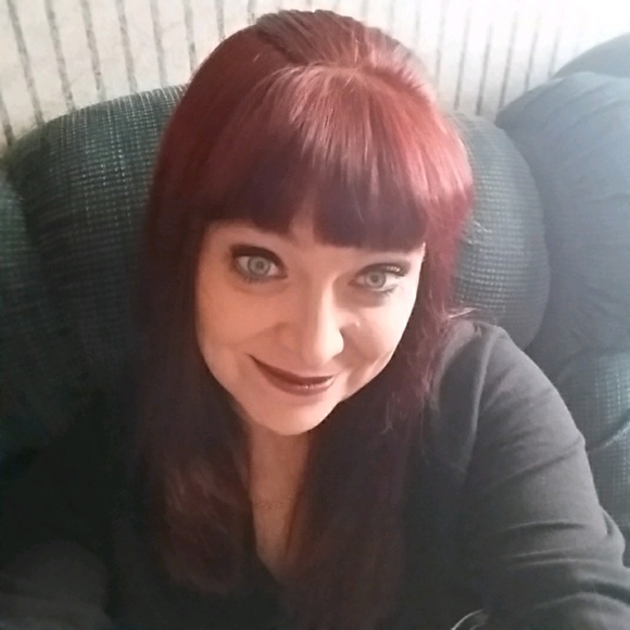 Meet the Posher Other - Meet your Posher, Deanna